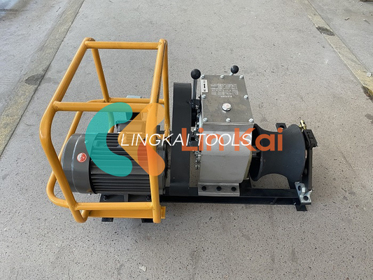 Guincho elétrico para puxar cabos com tambor desmontável para gestão de cabos